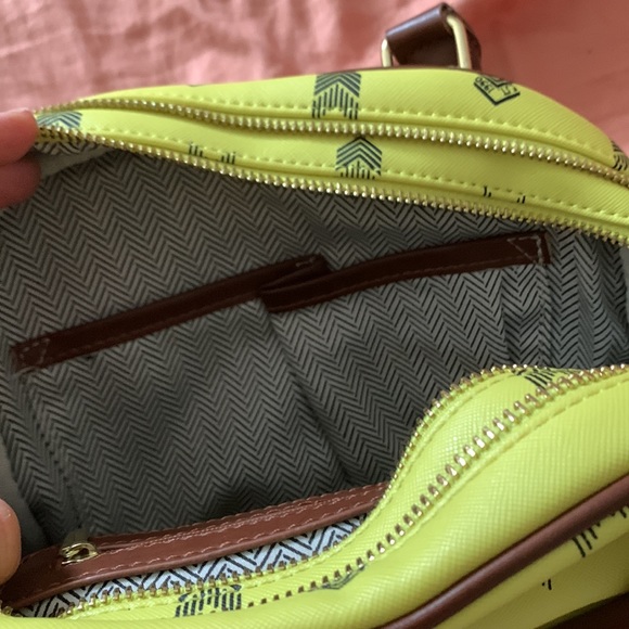 Steve Madden Purse - Picture 5 of 7